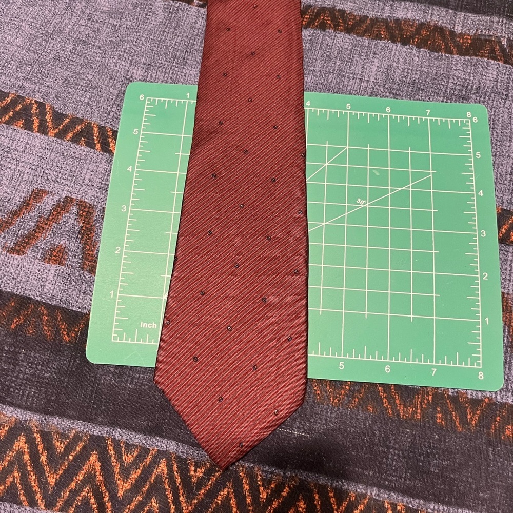 YSL tie - Picture 2 of 2